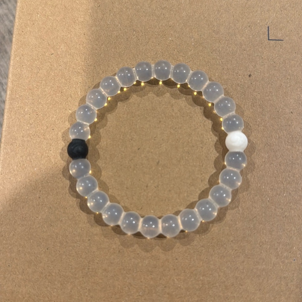 NWOT - LOKAI bracelet